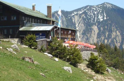 Spitzingsee Cabin | Ferienwohnung Untere Firstalm - Berggasthof Obere Firstalm