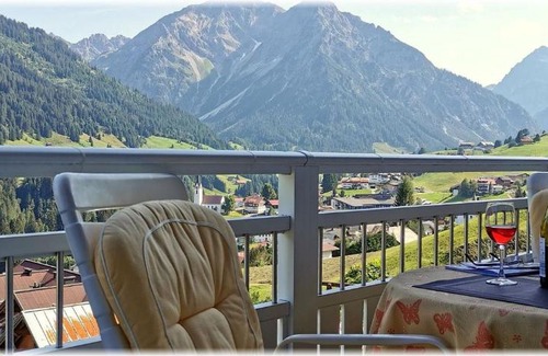 Hirschegg Apartment | Ferienwohnung Vier Jahreszeiten