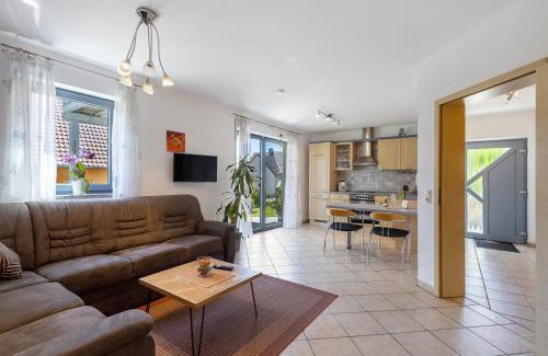 Ploessberg Apartment | Ferienwohnung Walter