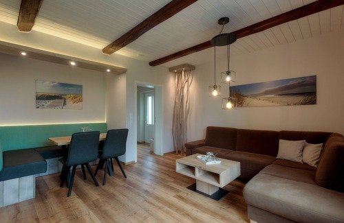 Hedwigenkoog Apartment | Ferienwohnung Wattenläuper