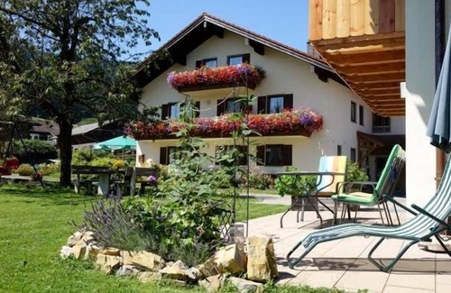 Ainring Apartment | Ferienwohnung Watzmann