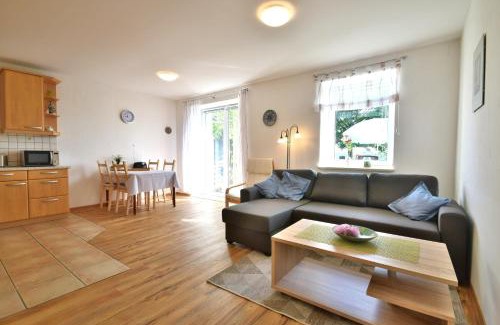 Bad Kleinen Apartment | Ferienwohnung Weideblick auf dem Bauernhof am Schweriner See