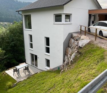 Baiersbronn House | Ferienwohnungen Greve