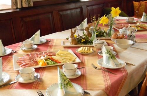 Aflenz Land Apartment | Ferienwohnungen Hotel Garni Dörflerwirt