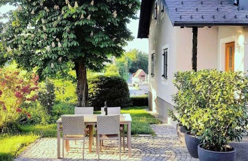 Leibnitz Apartment | Ferienwohnungen Karin am Seggauberg