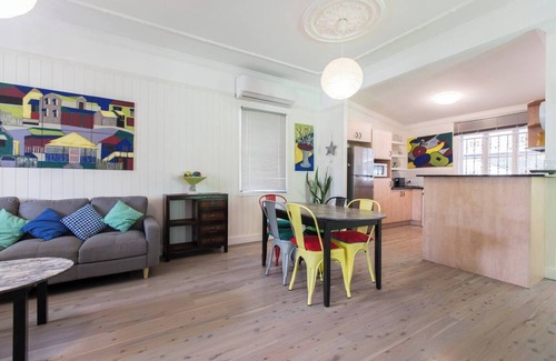 Paddington House | Fernberg Cottage Sunny Queenslander Charm