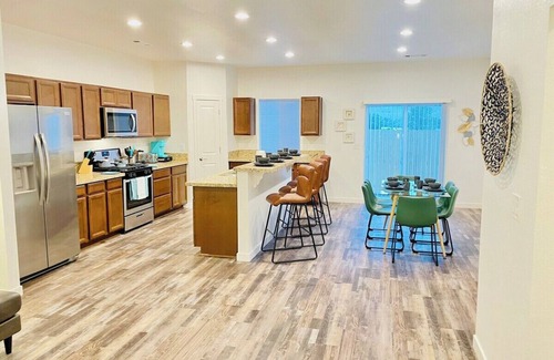 Fernley House | Fernley House/5TVs Sleeps 13/Pet OK🦮🐈