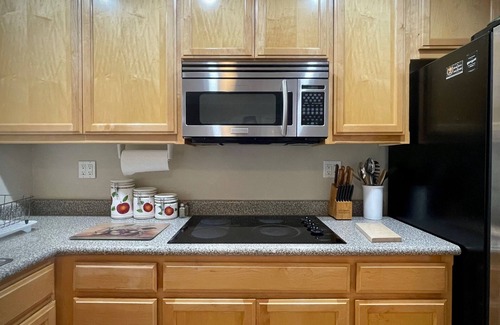 Jackson Apartment | Ferrari House 1BD Hideaway Apartment