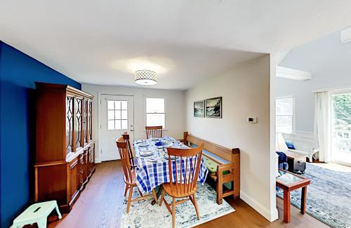 Falmouth Heights House | Ferry Harbor Cottage