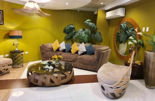Palanan Hotel | Festive Hotel Makati