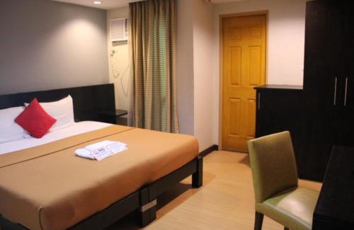Palanan Hotel | Festive Hotel Makati