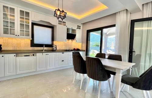 Fethiye Villa | Fethiye Uzumlu Village 4 Bedroom Villa - 1481