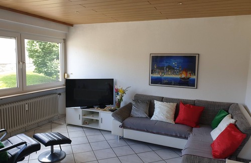 Scheidt Apartment | FeWo Azure Saarbrücken