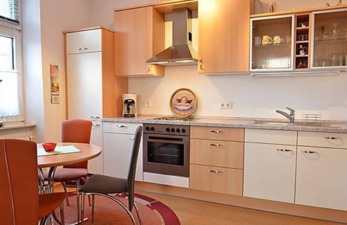 Neustadt-Hambach Apartment | Fewo Vino - House sting