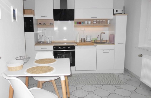 Overath Apartment | Fewo Emma - Gemütliche und Helle Fewo im Bergischen und Nah an der Domstadt Köln