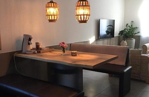 Burghausen-Rueckmarsdorf Apartment | FeWo Khuki