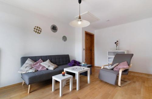 Leinstetten Apartment | Fewo Naturliebe - keine Monteure