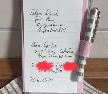 Rabenstein Apartment | FEWO "Rabennest " Gemütliche Wohnung nahe Rabensteinklinikum - kein separates Schlafzimmer, Studiowohnung