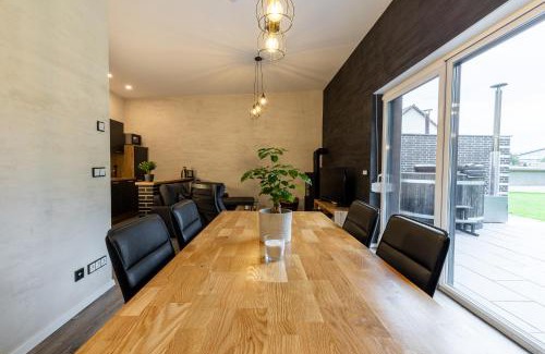 Wendisch Rietz Apartment | Fewo River I Familienfreundlich I großer Garten I inkl Badefass I Kamin I Spielplatz