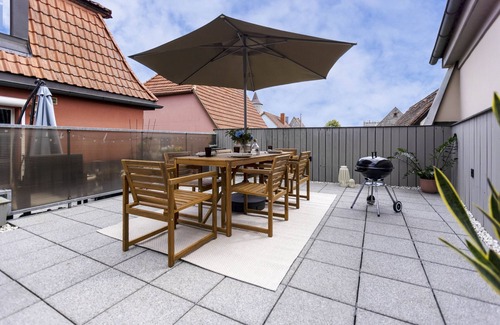 Ochsenfurt Apartment | Fewos am Main mit Dachterrasse & Fahrradgarage