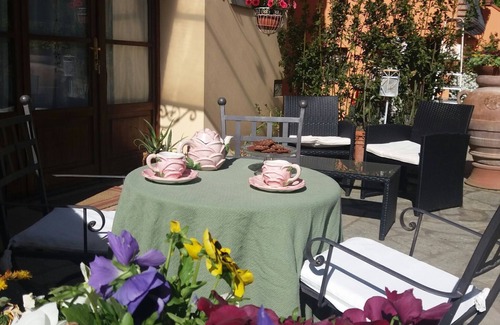 Burchio House | Fienile Santa Laura (Charming Apartment)