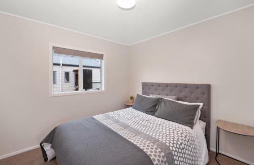 National Park Village House | Fifteen B - National Park Holiday Home