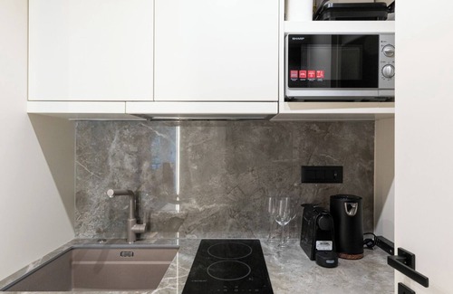 Alimos Apartment | Fiftyone Luxury Studio in Alimos just 500m from the beach and Alimos Marina .