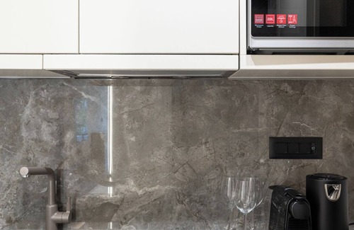 Alimos Apartment | Fiftyone Luxury Studio in Alimos just 500m from the beach and Alimos Marina .
