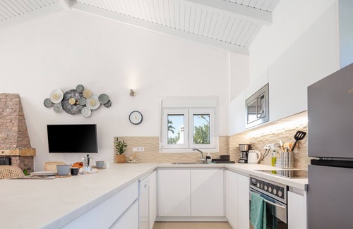 Houdetsi Villa | Fig & Olive Villa with private pool in the countryside, 5km from the beach