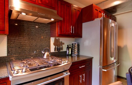 Waco Condo | Finally a better way to visit Waco! Minutes from Magnolia Market/McLane