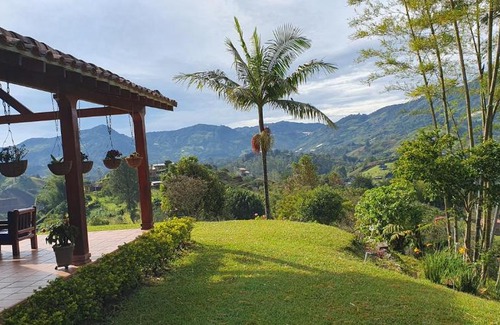 El Penol Bed & Breakfast | Finca Buena Vista