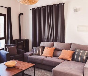 Cortelazor House | Finca Caprichosa