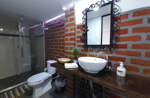 Alcala House | Finca Hotel Villaluzandi