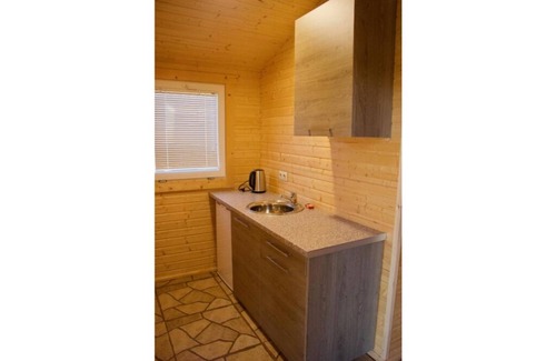 Kvemo Alvani Cottage | Finca Idoize Camping Hotel