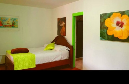 Pereira Cottage | Finca La Floresta Verde / Lugar De Ensueño