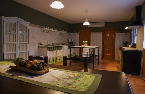 Iznalloz House | Finca La Nava Granada