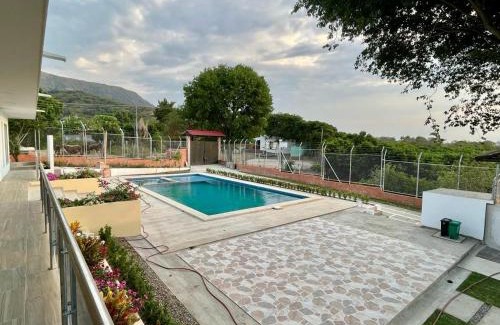 Suarez Villa | Finca Villa Elenita