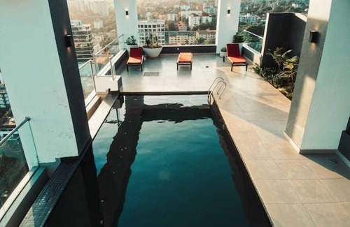 Central Business District Apartment | Fine living Mai Tai