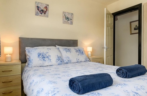 Rhydwyn Cottage | Finest Retreats | Abersant Cottage