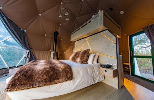 Chiddingstone Hoath Ski Chalet | Finest Retreats - Chartwell Luxury Dome