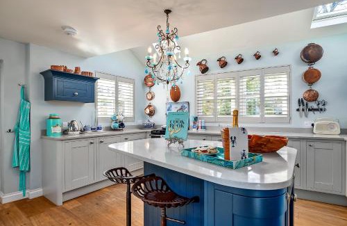 Kingsand House | Finest Retreats - Egloshayle, Kingsand