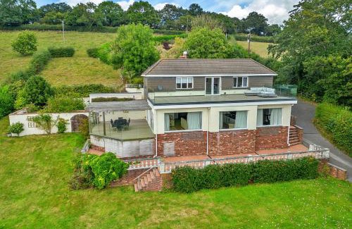 Newton Saint Cyres House | Finest Retreats - Gratton House