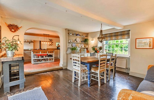 Thrapston House | Finest Retreats | Islip Mill House - Luxury Riverside Home