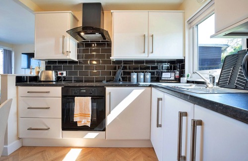 Bont Newydd Ski Chalet | Finest Retreats | Lindisview