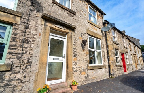Tideswell Cottage | Finest Retreats | Stonelea