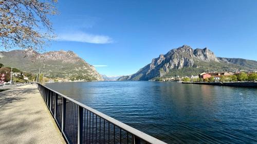 Malgrate Apartment | Finestra sul lago