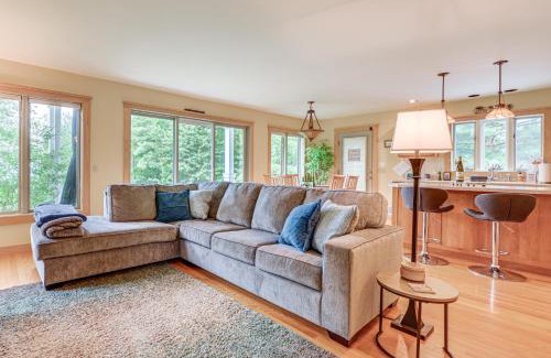 Hammondsport House | Finger Lakes Home with Private Pool and Lake Views!