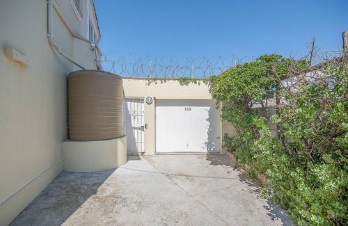 Kalk Bay House | Fintimara Bay House