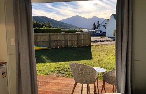 Manapouri Apartment | Fiordland Cabin