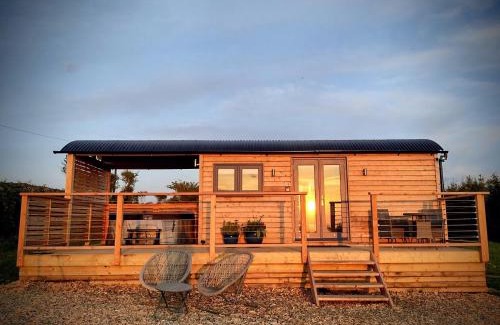 Llansantffraed House | Fir Tree Shepherd's Hut